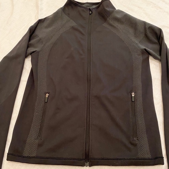 Lululemon Jacket - Picture 2 of 5